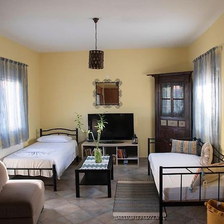 Appartement Μάνια à Pythagóreion Extérieur photo